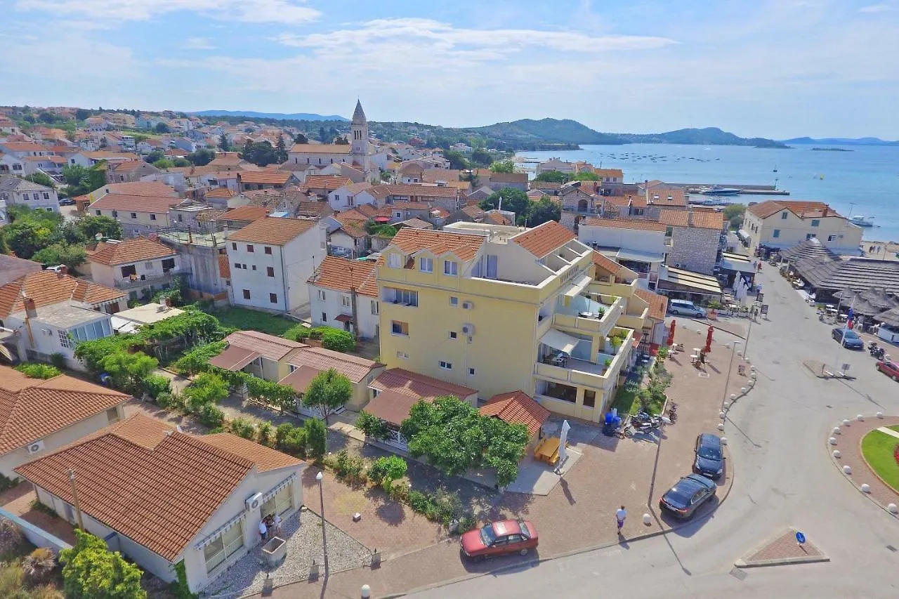 Lavender Mobile Houses Pakoštane